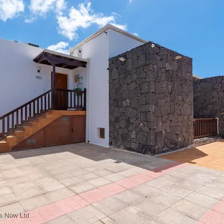 Lobos - Retro Family By Now Villa Playa Blanca (Lanzarote)